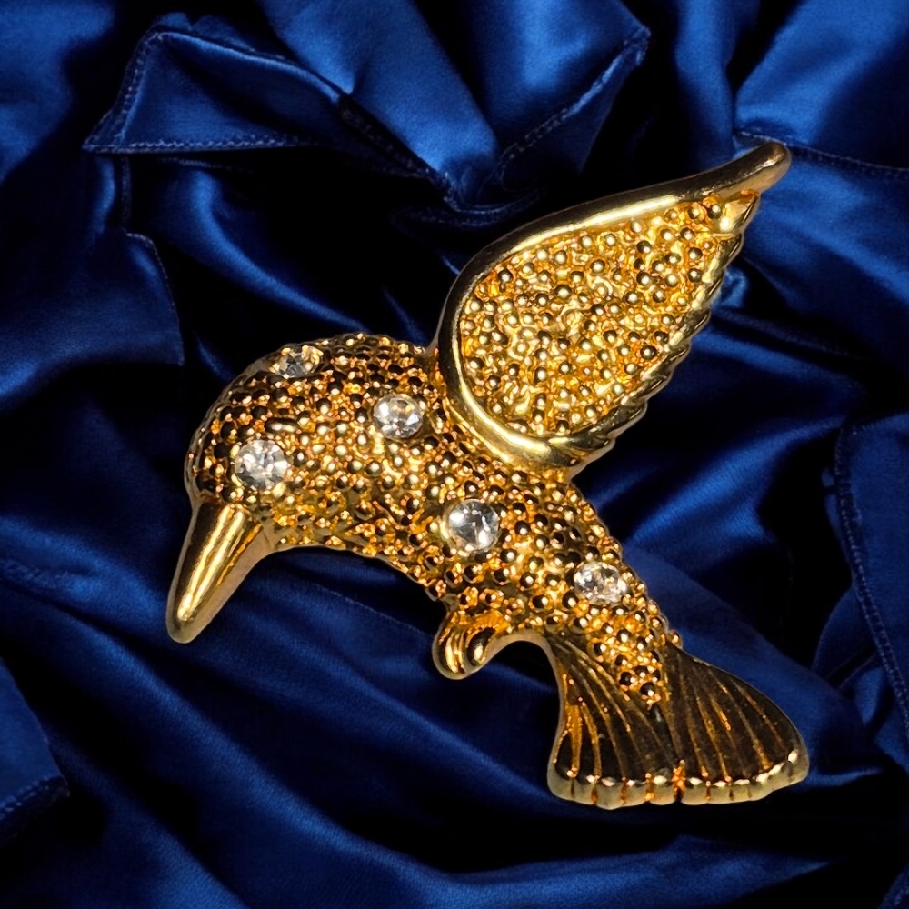 Vintage Gold Tone Rhinestone Hummingbird Brooch